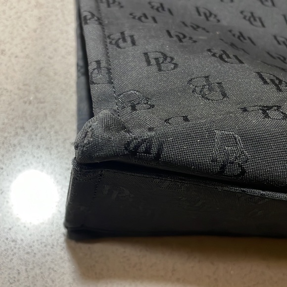 Dooney & Bourke Black and White Logo Shoulder Bag and black canvas tote bundle - Picture 16 of 16